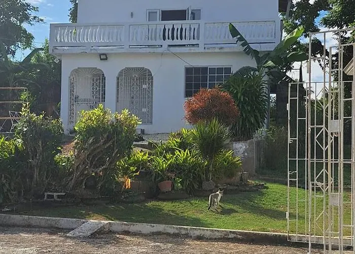 - Hillside Retreat * Montego Bay